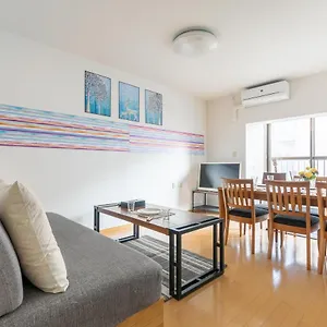 ヴィラ Colorbee Shinjuku Yotsuya Big House, 東京都